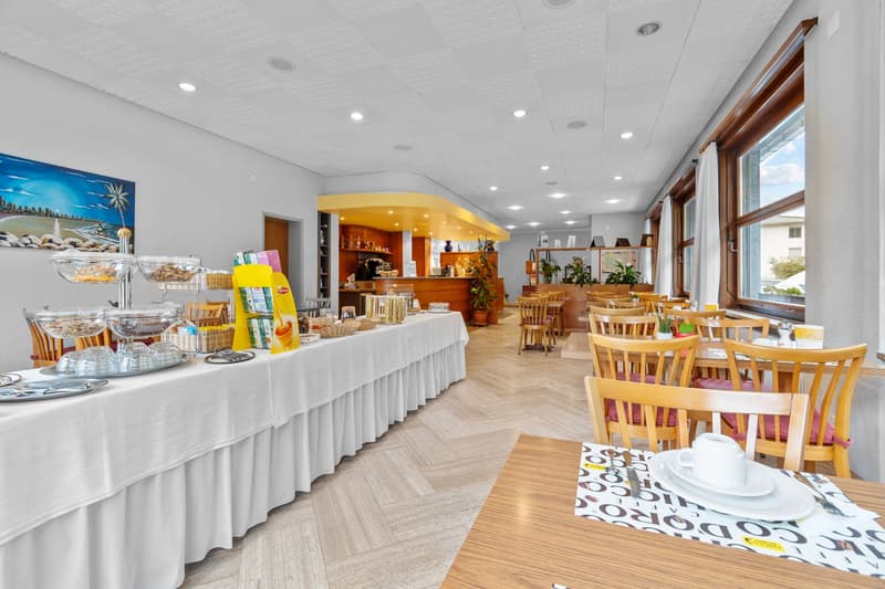Historic hotel with restaurant, grotto, and building land – a rare opportunity in the heart of Ticino (48)
