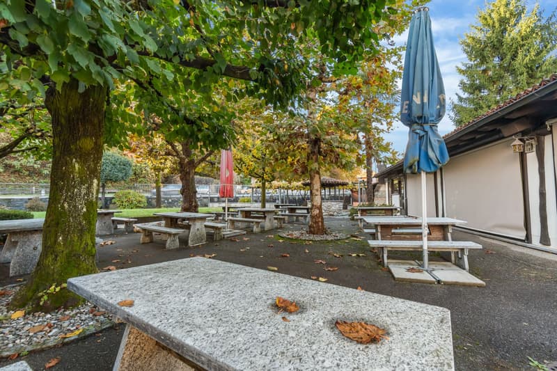 Historic hotel with restaurant, grotto, and building land – a rare opportunity in the heart of Ticino (11)