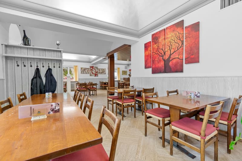 Historic hotel with restaurant, grotto, and building land – a rare opportunity in the heart of Ticino (61)