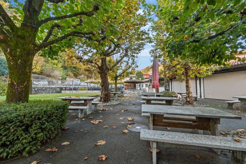 Historic hotel with restaurant, grotto, and building land – a rare opportunity in the heart of Ticino (10)