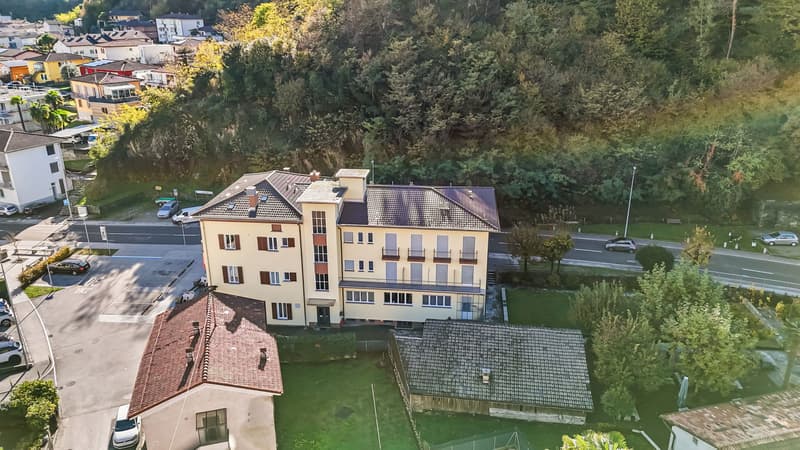 Historic hotel with restaurant, grotto, and building land – a rare opportunity in the heart of Ticino (6)