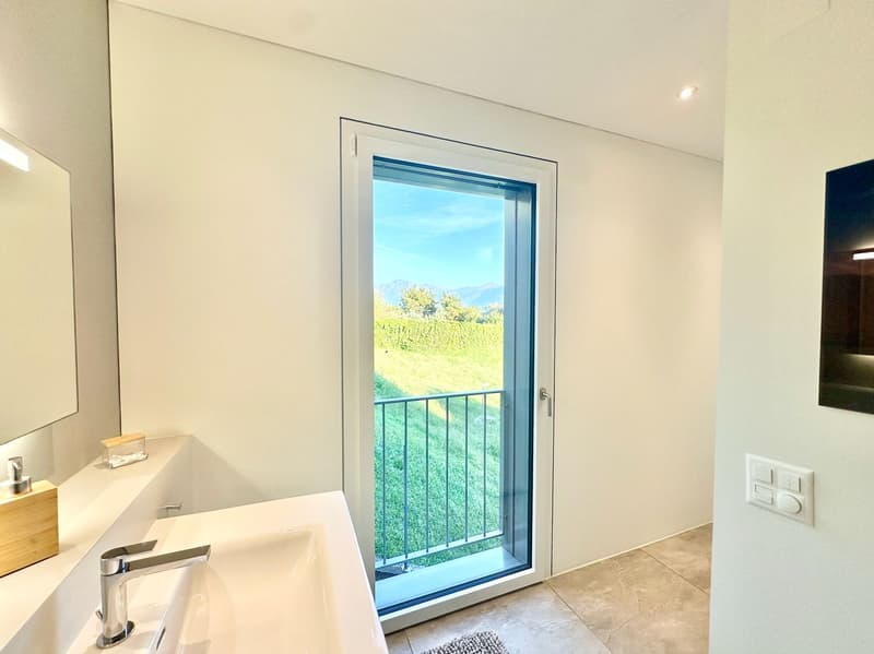 Villa Panoramica con Vista Lago e Design Unico – Via Mondacce, Minusio (17)