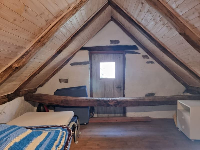 Rustique et authentique, au-dessus du Pont Romain Une petite maison charmante dans la vallée de Verzasca (4)
