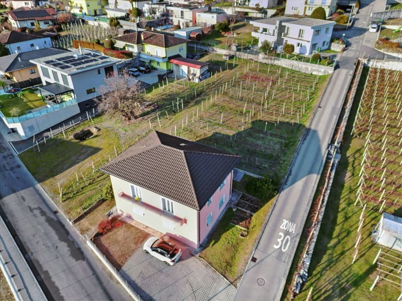 4 Case unifamiliari moderne con giardino e vista aperta (3)