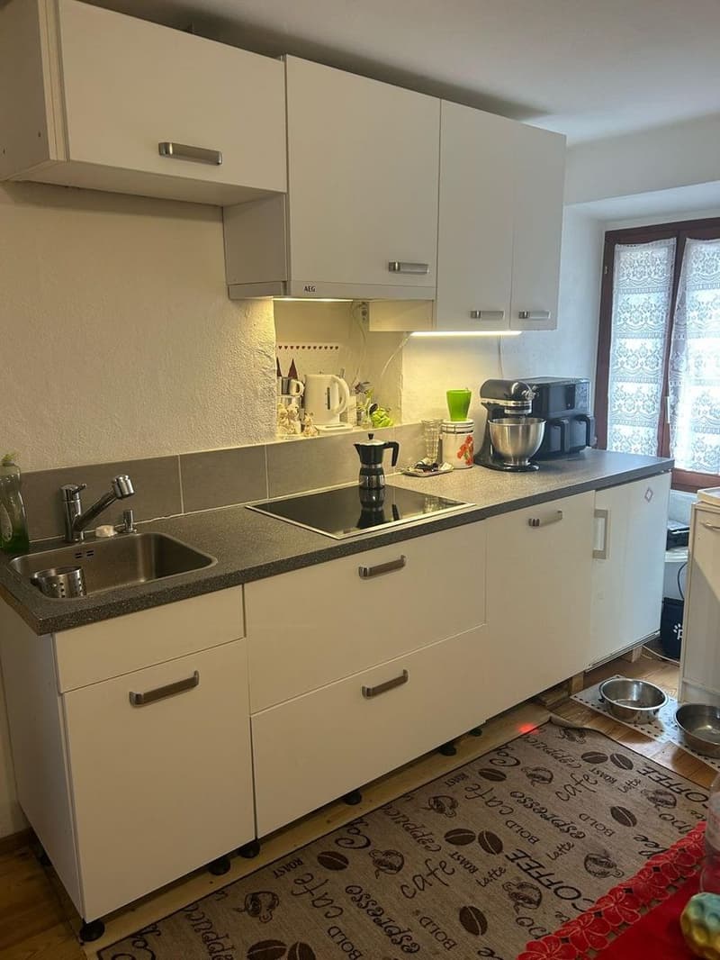 Maison multifamiliale rénovée avec 3 appartements au centre de Cevio (6)