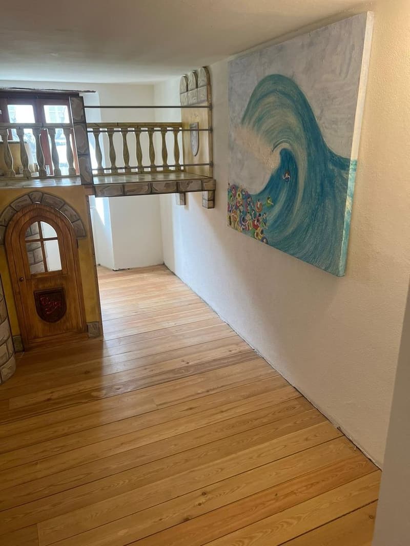 Maison multifamiliale rénovée avec 3 appartements au centre de Cevio (7)