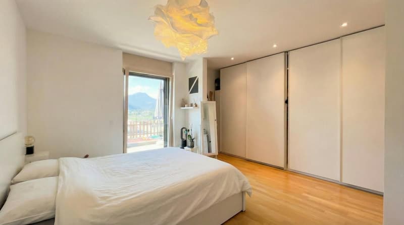 3.5-room apartment with garden, open view, and 2 parking spaces. Rent to buy possible (3)