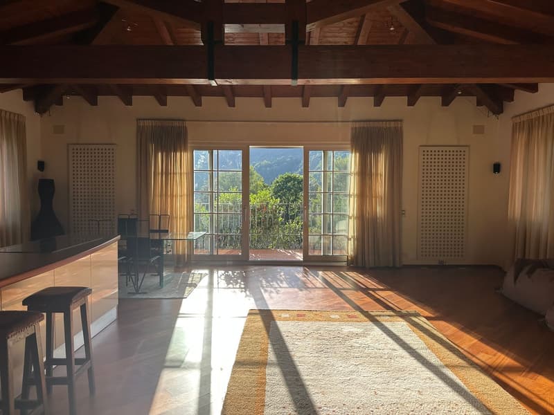 Villa avec piscine panoramique, sauna et vue spectaculaire au-dessus de Locarno (4)