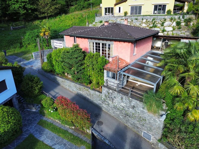 Villa avec piscine panoramique, sauna et vue spectaculaire au-dessus de Locarno (21)