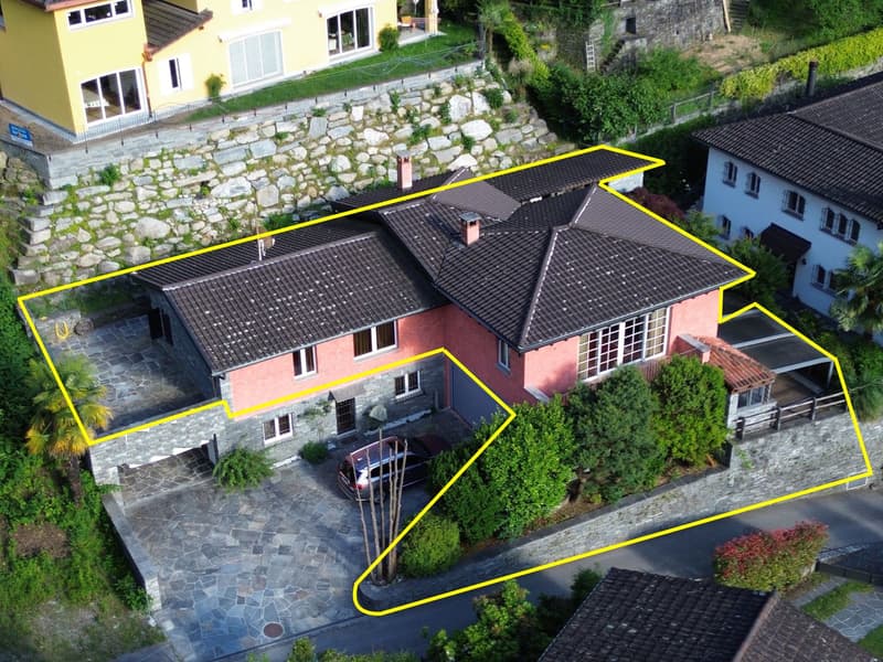 Villa avec piscine panoramique, sauna et vue spectaculaire au-dessus de Locarno (5)