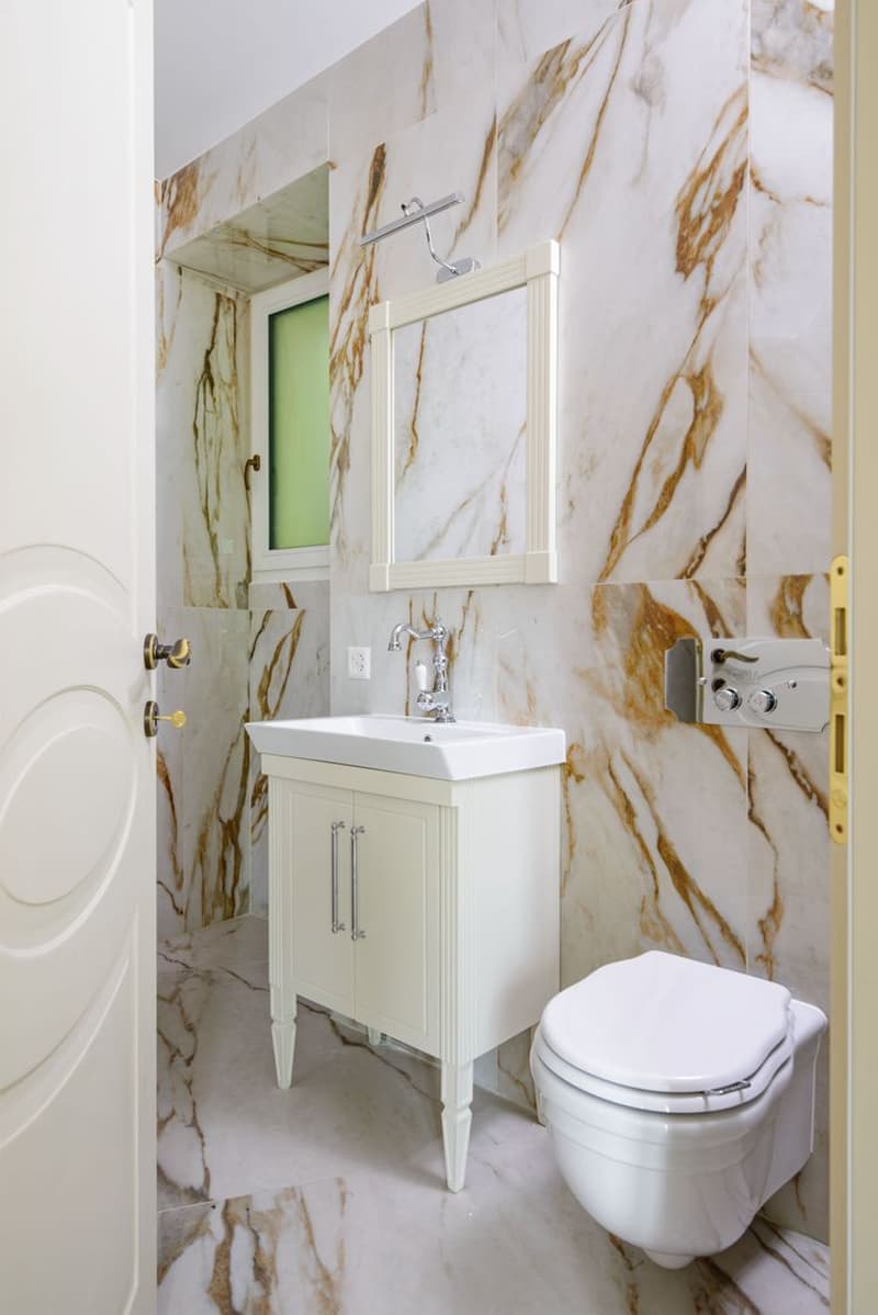 Villa Armonia – Prestigiosa villa ristrutturata con rooftop, jacuzzi e vista lago a Lugano (6)