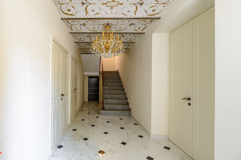 Villa Armonia – Prestigiosa villa ristrutturata con rooftop, jacuzzi e vista lago a Lugano (8)