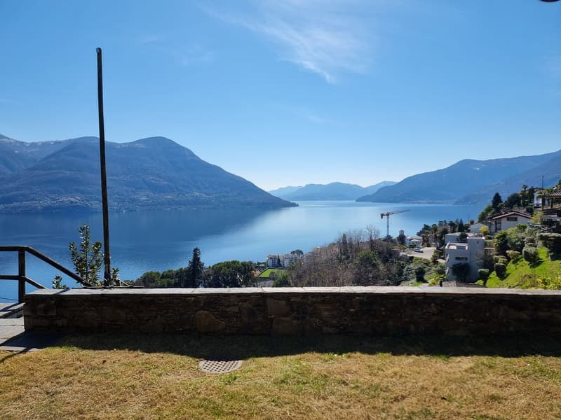« La Graziosa »   Élégance tessinoise, jardin en fleurs et le bleu du lac à perte de vue (12)