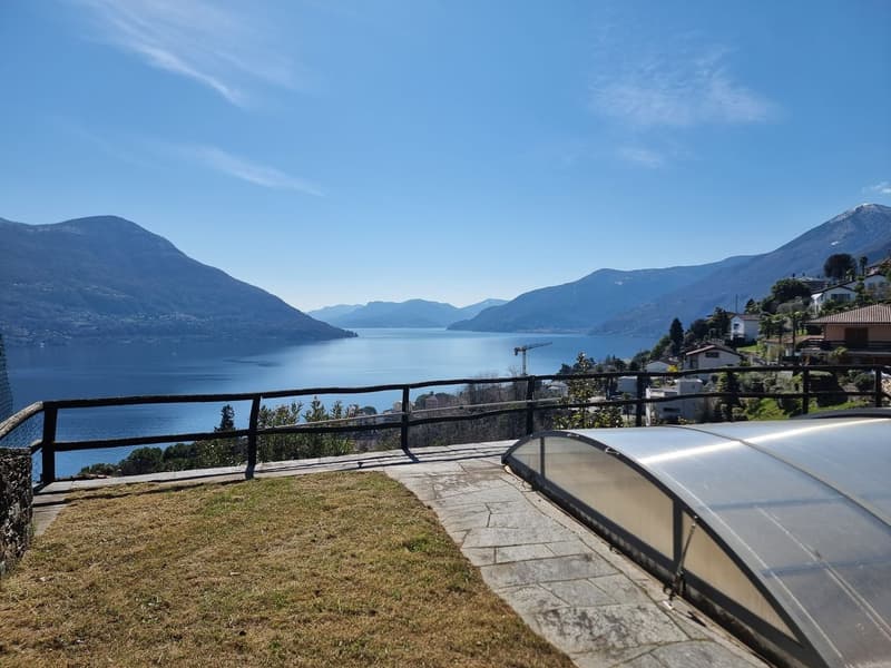 « La Graziosa »   Élégance tessinoise, jardin en fleurs et le bleu du lac à perte de vue (11)