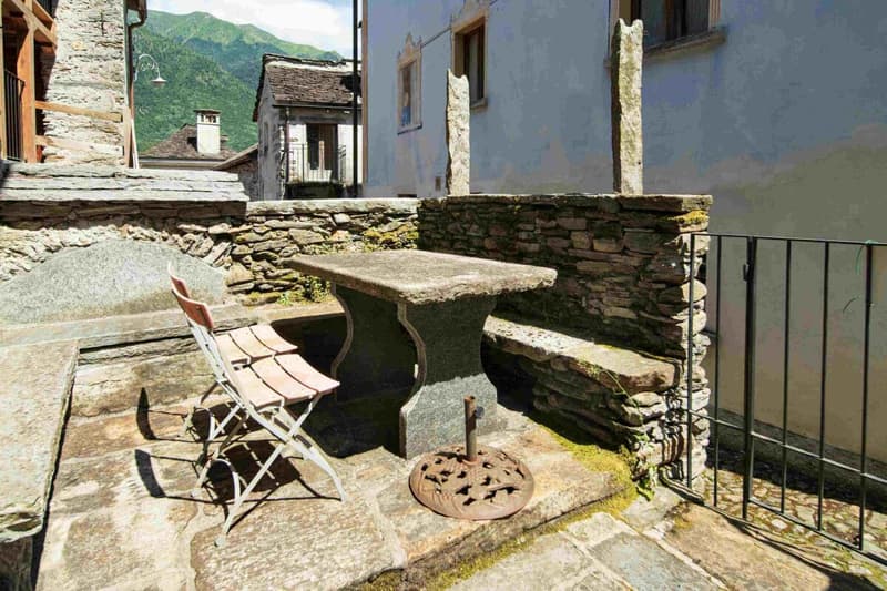 Ferienhaus, 5,5 Zimmer, romantisch und urig (4)