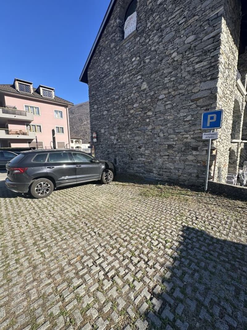 Erschaffen Sie Ihr Traumhaus im historischen Herzen von Losone (16)