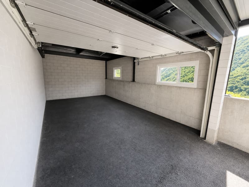Casa plurifamiliare con grande potenziale e terreno edificabile incluso (12)