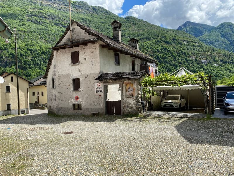 Charmantes Häuschen im historischen Dorfkern von Lodano (8)