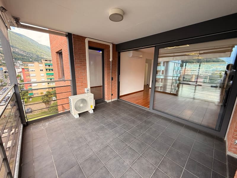 4.5-Zimmer-Wohnung mit zwei Terrassen in Locarno — sofort verfügbar (12)