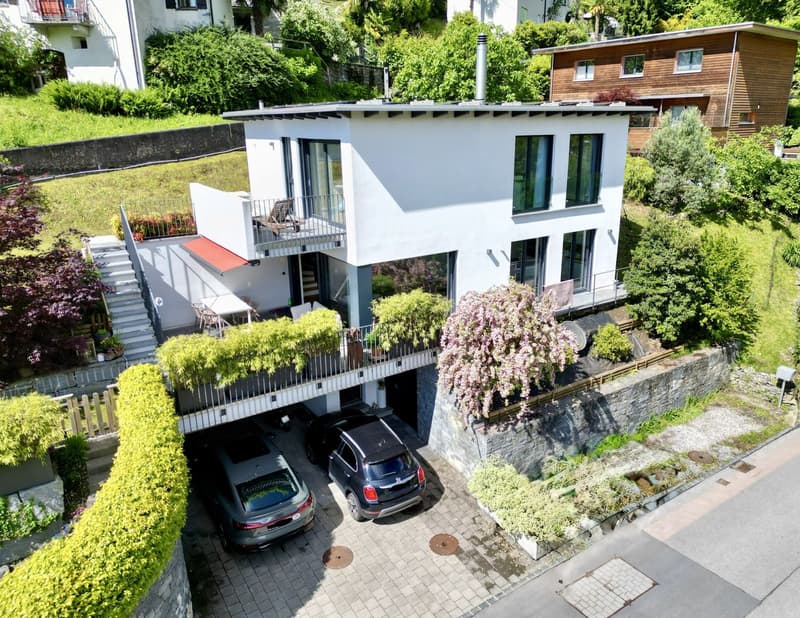 Eleganz und Licht in einem traumhaften Einfamilienhaus (11)