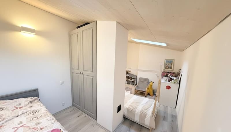 Renoviertes Reihenhaus mit 3,5 Zimmern, Kamin, Balkon und privater Terrasse (6)