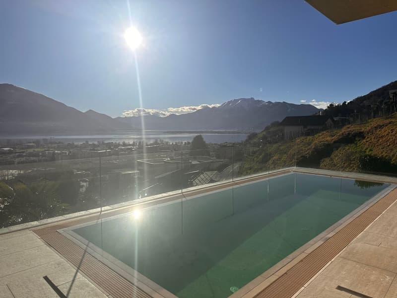 Mediterrane Villa mit Infinity-Pool, SPA und Panoramablick auf den Lago Maggiore (1)