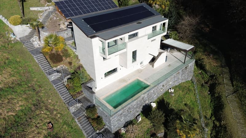 Mediterrane Villa mit Infinity-Pool, SPA und Panoramablick auf den Lago Maggiore (2)