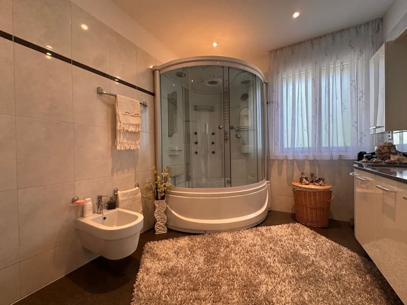 Wo die Zeit langsamer vergeht – Exklusive Villa mit Pool im Tessin (10)