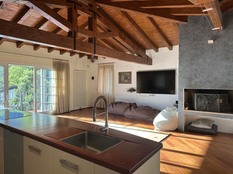 EXKLUSIVE VILLA ZWISCHEN NATUR, LUXUS UND ATEMBERAUBENDEM PANORAMA (8)
