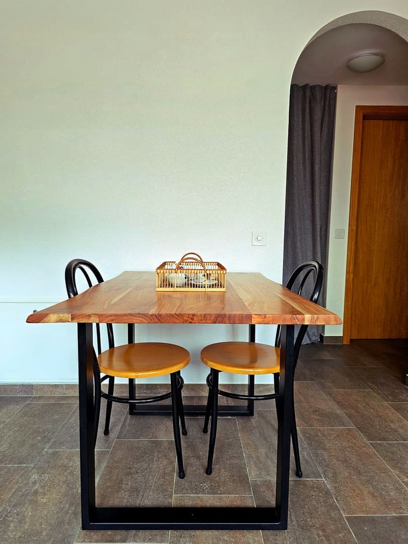 Bilocale ristrutturato con terrazza e ingresso indipendente a Losone, ideale per soggiorni corto-medio termine a Losone (4)