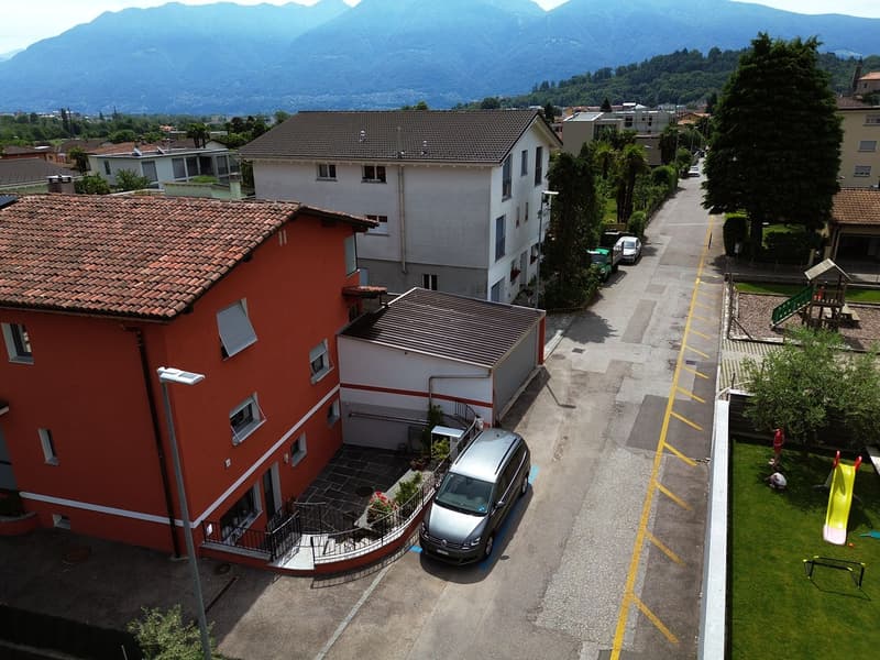 Bilocale ristrutturato con terrazza e ingresso indipendente a Losone, ideale per soggiorni corto-medio termine a Losone (13)