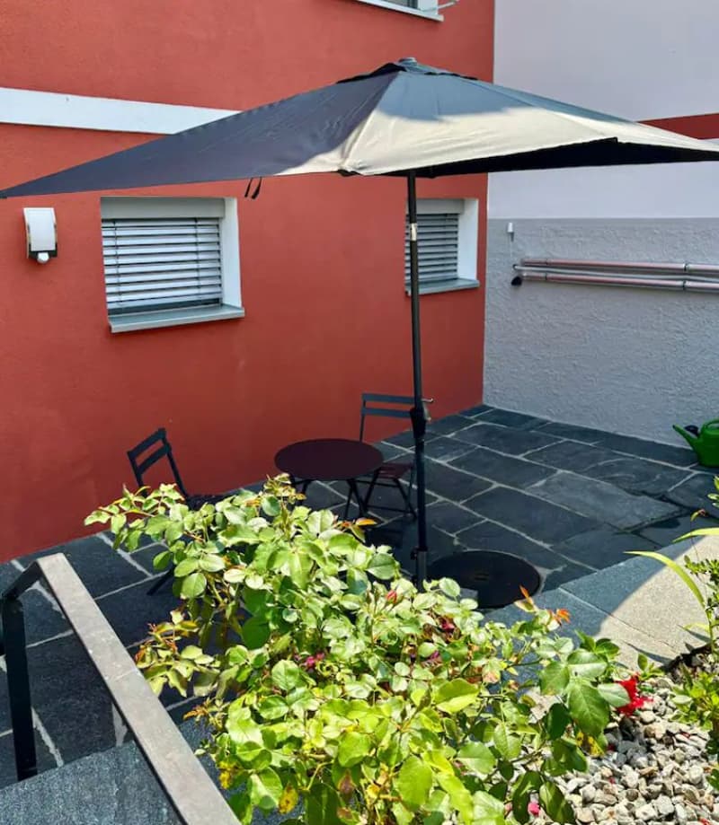 Bilocale ristrutturato con terrazza e ingresso indipendente a Losone, ideale per soggiorni corto-medio termine a Losone (17)