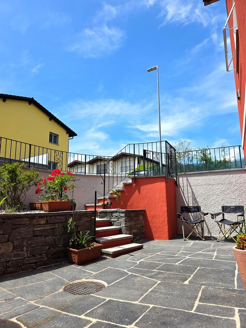 Bilocale ristrutturato con terrazza e ingresso indipendente a Losone, ideale per soggiorni corto-medio termine a Losone (1)