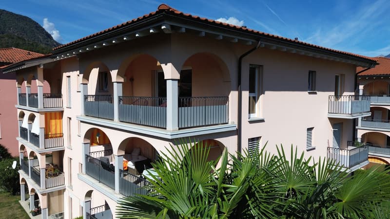 Über den Dächern von Losone – eine Terrasse zum Leben und das sanfte Rauschen des Wassers (11)