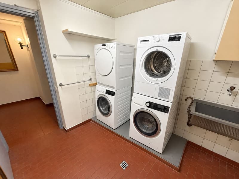 Un grande duplex nel cuore della Città Vecchia di Locarno (13)