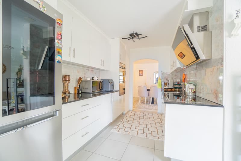4.5-Zimmerwohnung mit Balkon in ruhiger Lage (5)