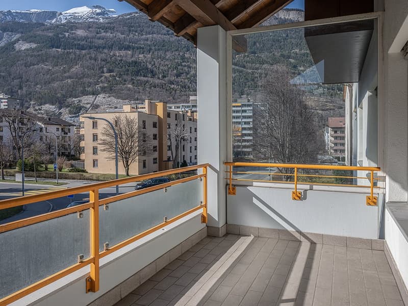 ***RESERVIERT*** - Lichtdurchflutete Wohlfühloase mit Balkon und Alpenblick (4)
