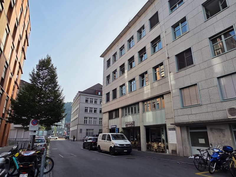 Attraktive Büro-/Praxisfläche an zentraler Lage in Thun (1)