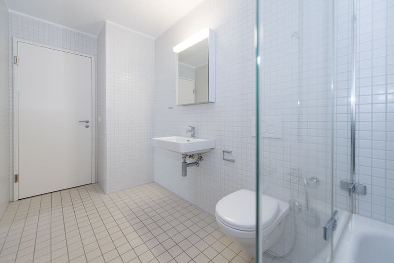 Modern wohnen am Europaplatz – 2.5 Zimmer mit Loggia (4)
