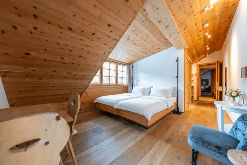 EINMALIGE CHANCE: Crusch Alba - betriebsbereites Hotelensemble in S-Charl (9)