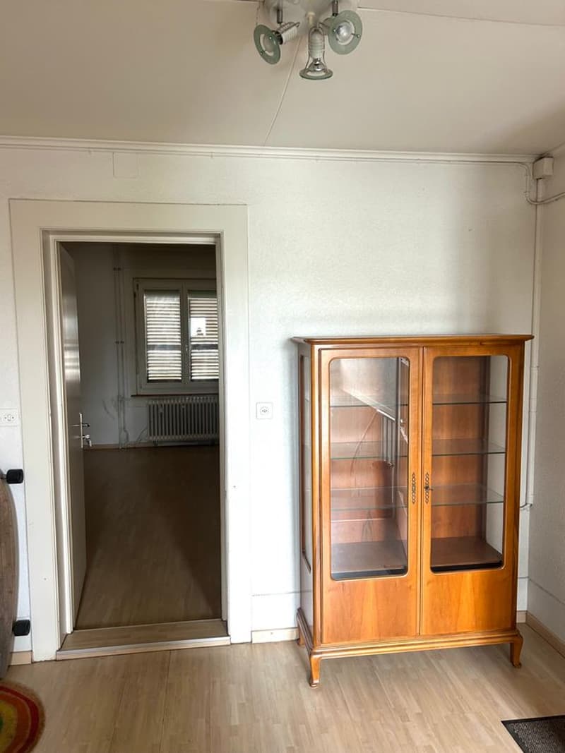 Separates Zimmer ohne Küche im Zentrum von Ostermundigen (3)