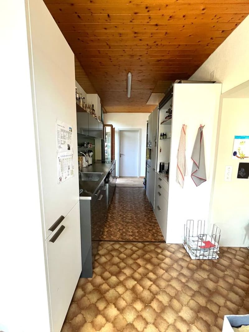 Wohnung mit Elektroladestation 4.5-Zimmer-Wohnung mit grosser Terrasse (5)