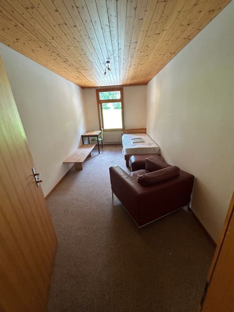 Ruhiges Einzelzimmer im Herzen von Erlenbach im Simmental Kanton Bern (5)