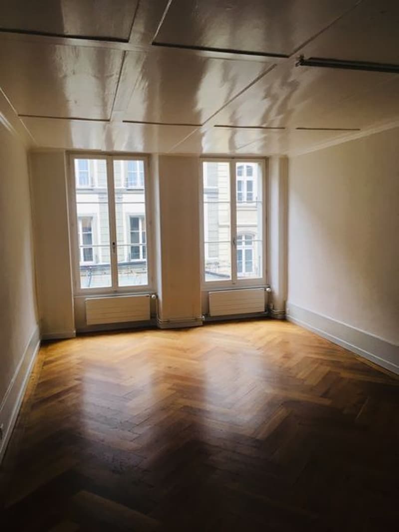 Charmante 2.5-Zimmer-Wohnung in der historischen Rathausgasse (8)