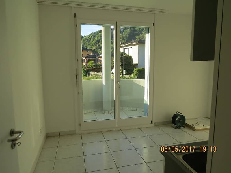 Molto moderno appartamento nuovo,2 locali in Melano (5)