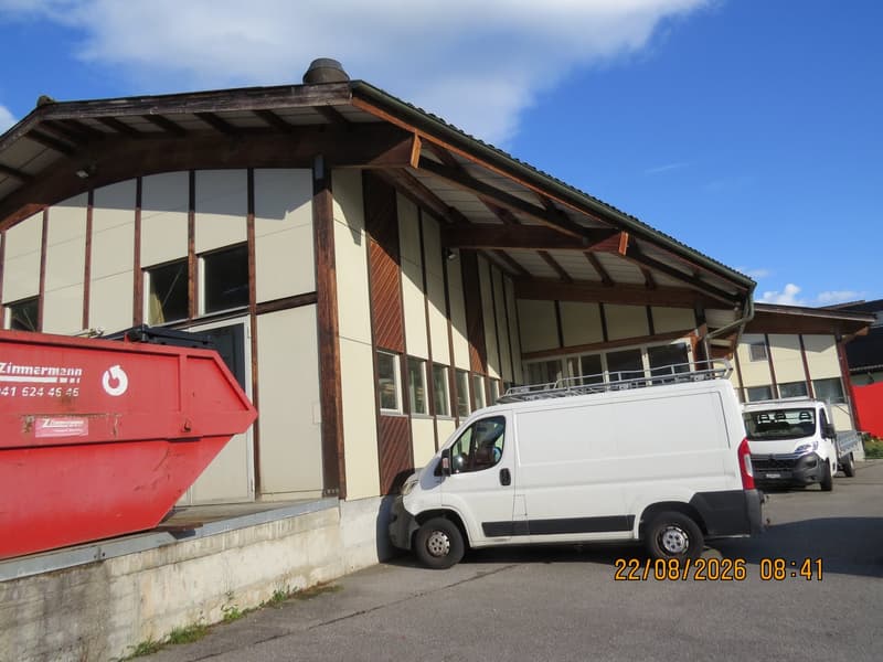 Liegenschaft mit grosser Schreinerwerkstatt,Wohnhaus und eigener Tiefgarage (5)
