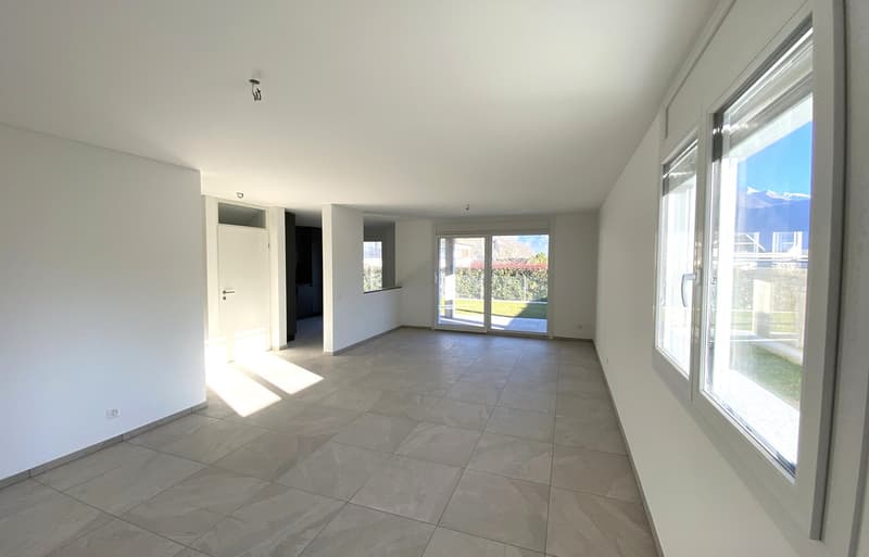 tiled floor, white walls, 3 windows, door, sliding door