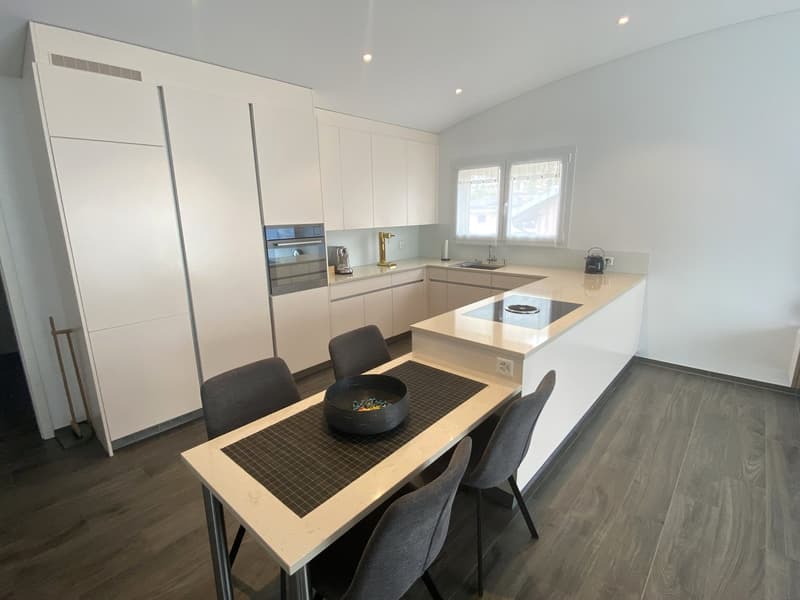 Attico di pregio in vendita a Tenero – 180 m² con grande terrazza panoramica (2)