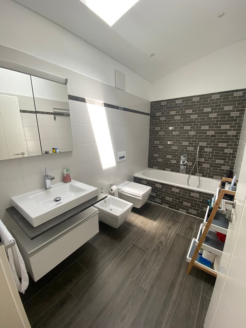 Attico di pregio in vendita a Tenero – 180 m² con grande terrazza panoramica (7)