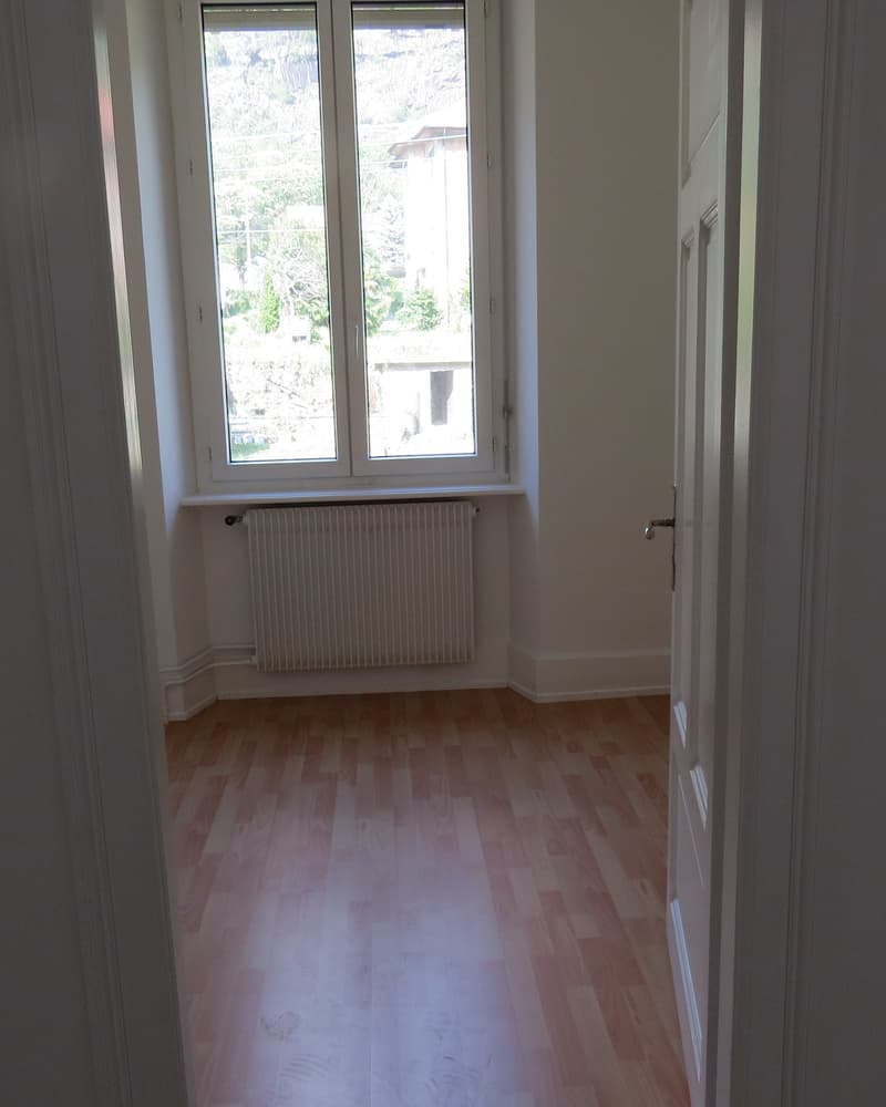 Appartamento di 4 locali con balcone a Bodio (3)